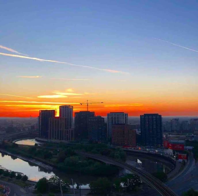 London Skylineviews 2 Bed 2 Bath Flat Near Canary Wharf, O2 & Excel Extérieur photo