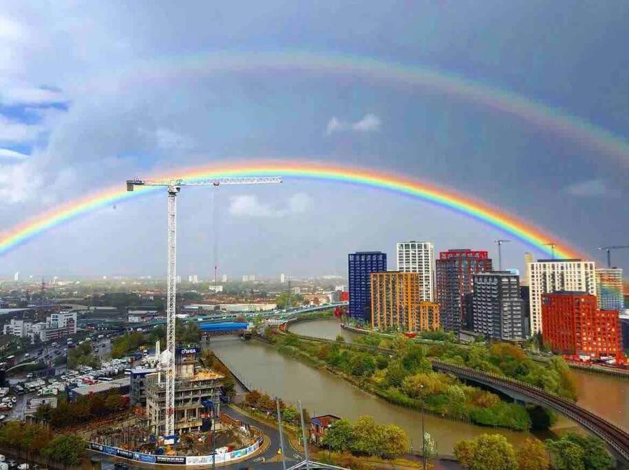 London Skylineviews 2 Bed 2 Bath Flat Near Canary Wharf, O2 & Excel Extérieur photo